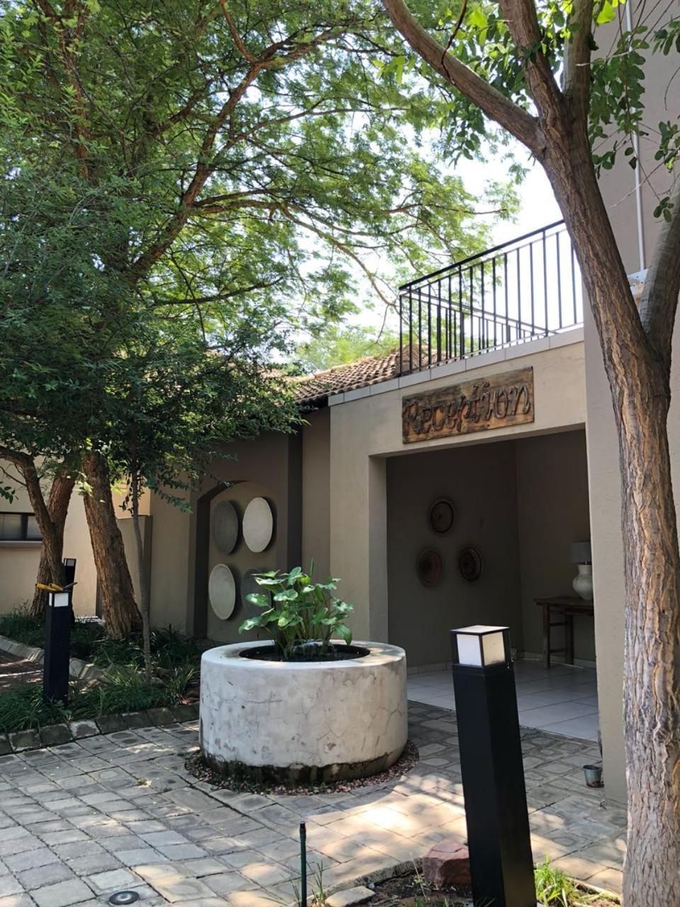 Mosate Guest House Lephalale Bagian luar foto